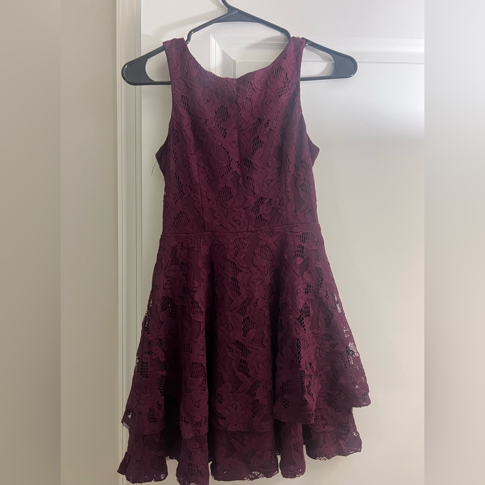 Maroon lace short dress